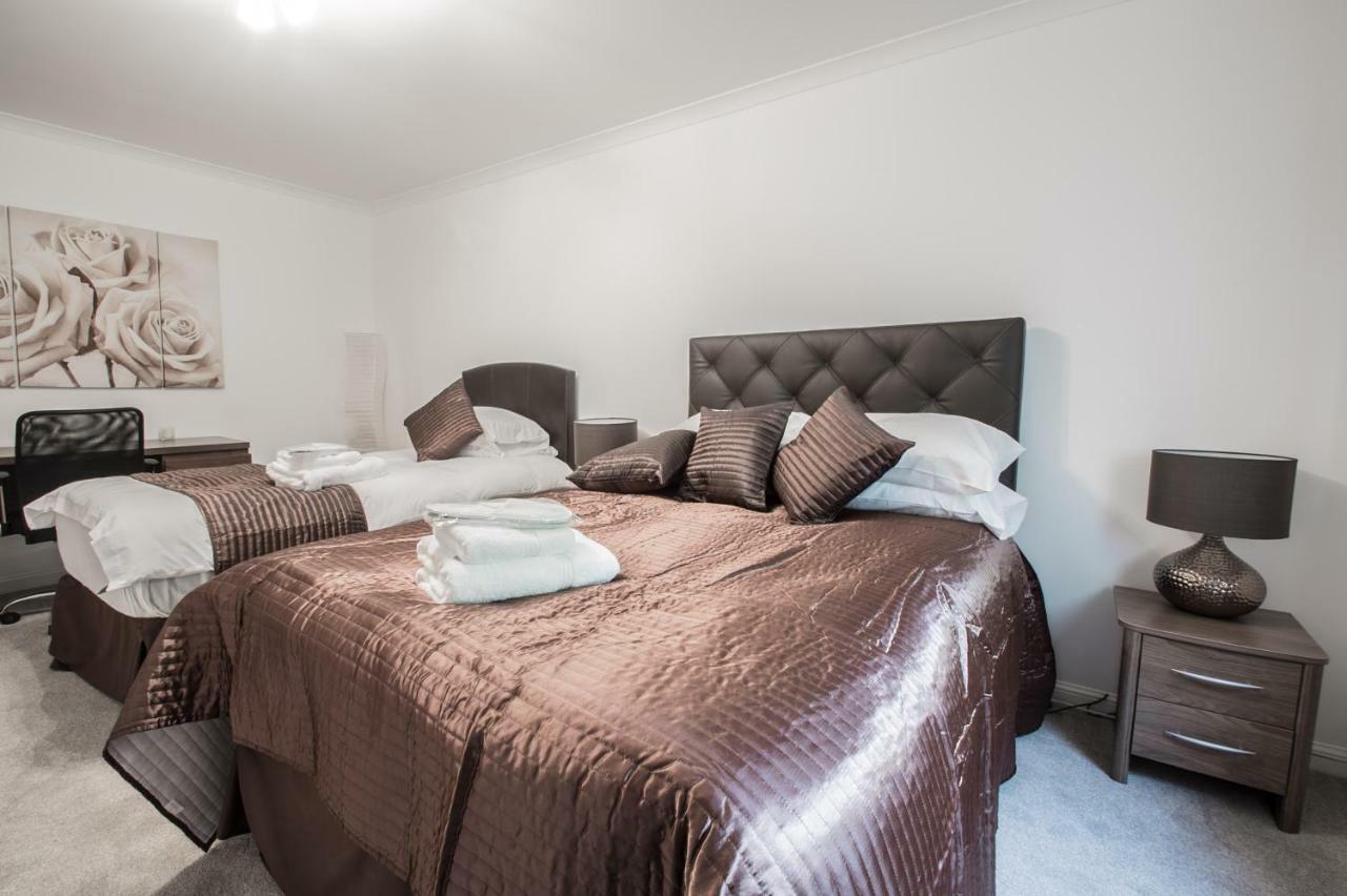 Orange Town House - Shaw Road, Only 6 Minutes To City Centre Aberdeen Luaran gambar