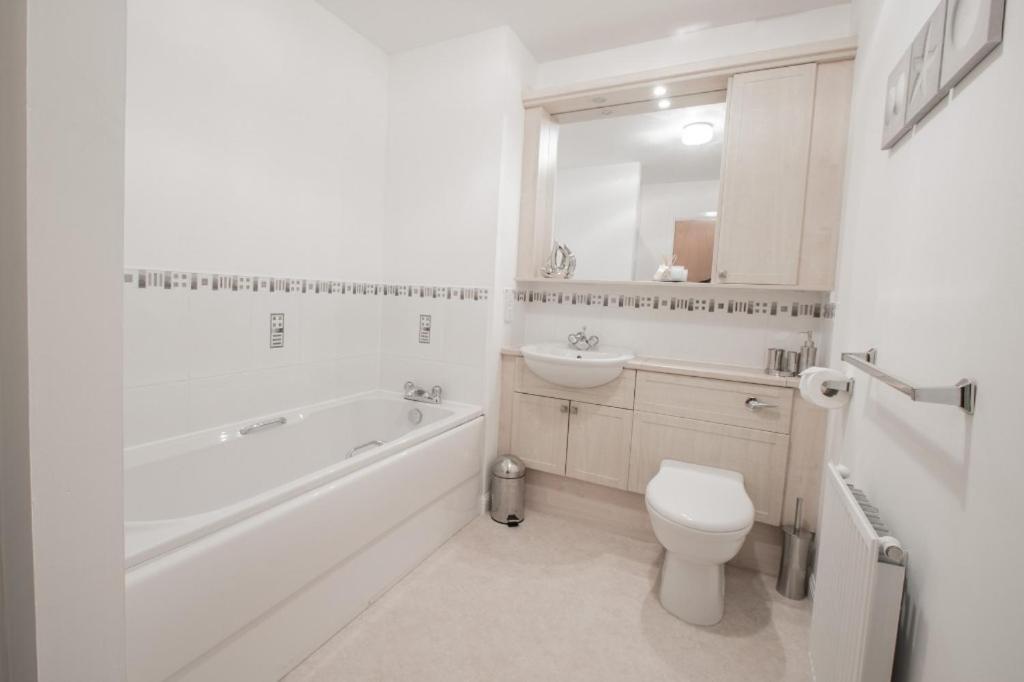 Orange Town House - Shaw Road, Only 6 Minutes To City Centre Aberdeen Luaran gambar